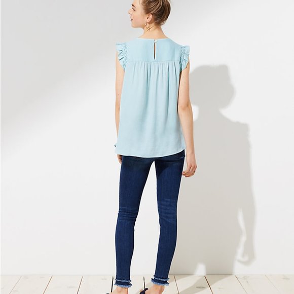 LOFT | Flutter Top - Picture 3 of 4